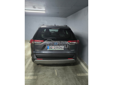 Toyota RAV 4 2.5 HEV BUSINESS