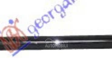 LAJSNA SPOJLERA PREDNJEG... za Volkswagen Touareg za 2018. god.