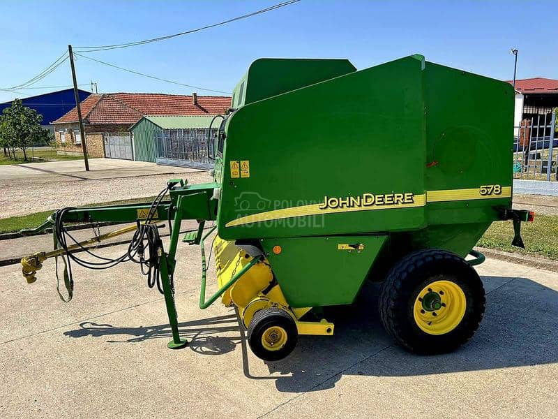 John Deere 578