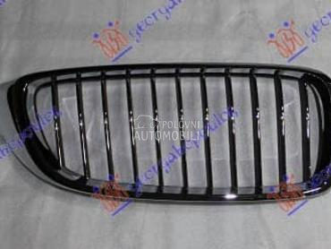 PVC MASKA HROM/HROM/CRNA Desno za BMW Serija 4 od 2000. do 2020. god.