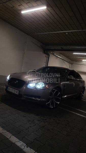 Jaguar XF 