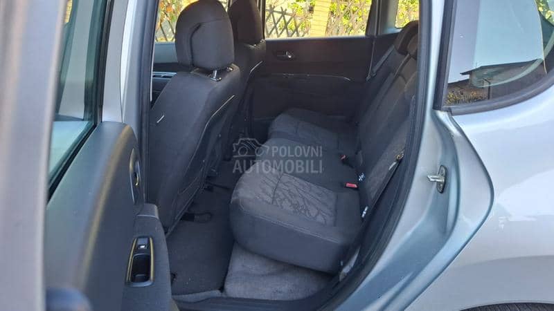 Peugeot 3008 1.6 HDI