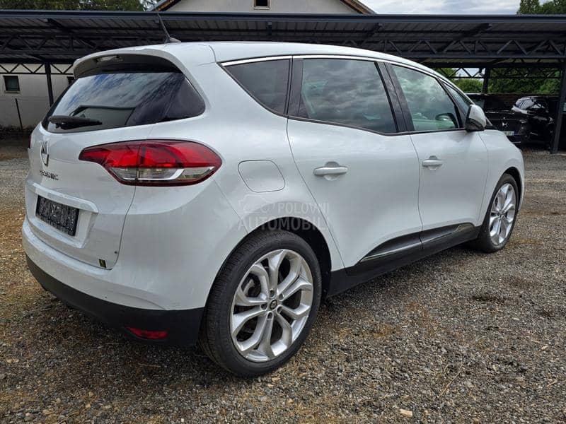 Renault Scenic 1.7 DCI