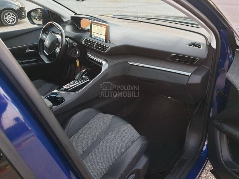 Peugeot 3008 ALLURE/VIRT/AT8