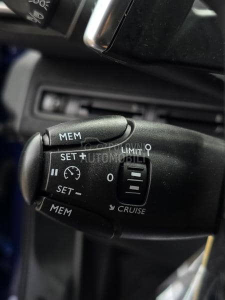 Peugeot 3008 ALLURE/VIRT/AT8