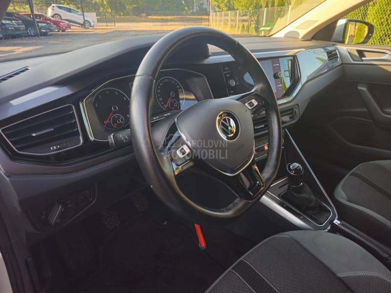 Volkswagen Polo R LINE