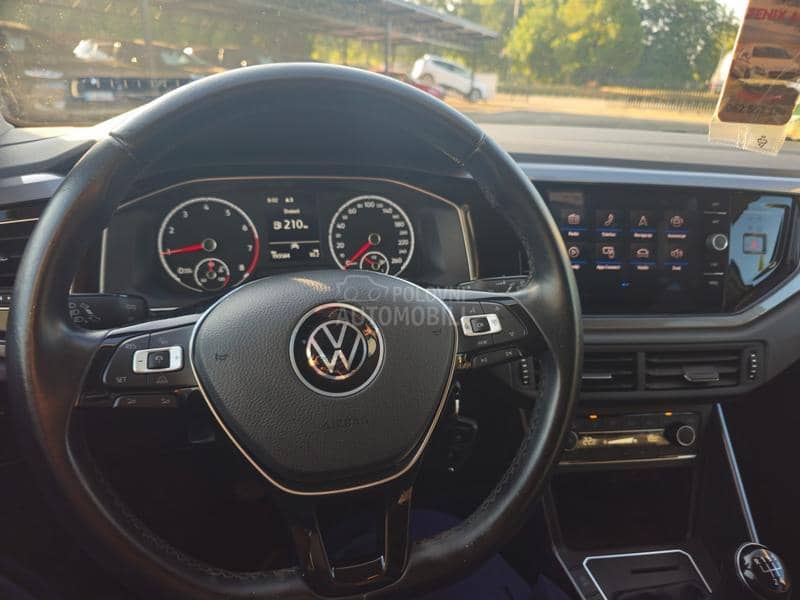 Volkswagen Polo R LINE