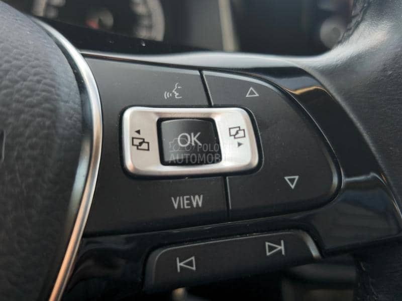 Volkswagen Polo R LINE