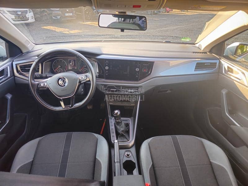 Volkswagen Polo R LINE