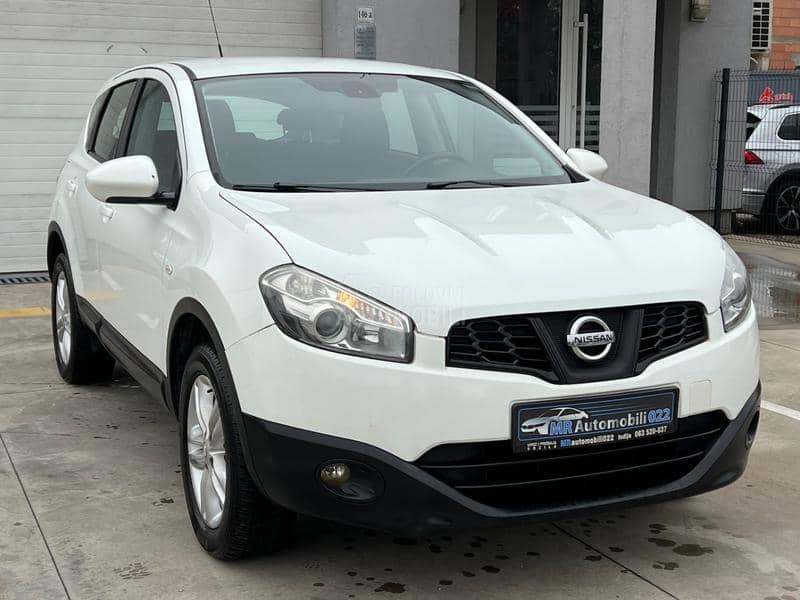 Nissan Qashqai 1.6b TEKNA
