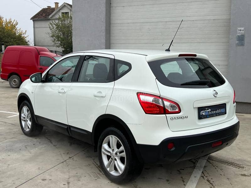 Nissan Qashqai 1.6b TEKNA