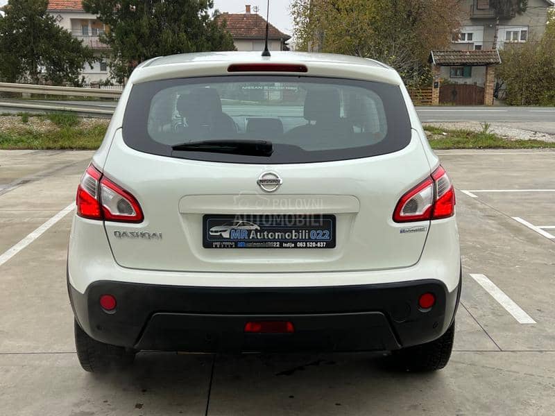 Nissan Qashqai 1.6b TEKNA