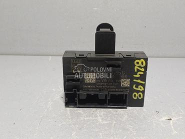 ELEKTRONIKA MODUL VRATA za Audi A4