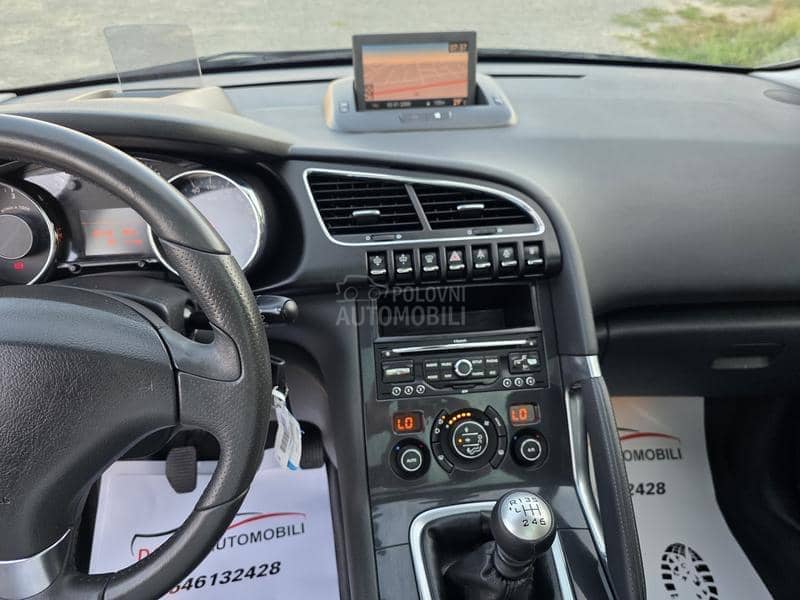 Peugeot 3008 1.6 HDI N.A.V.I