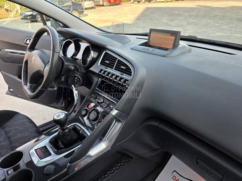 Peugeot 3008 1.6 HDI N.A.V.I