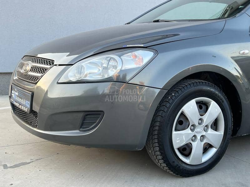 Kia cee`d 1.4b CVVT LX FRESH