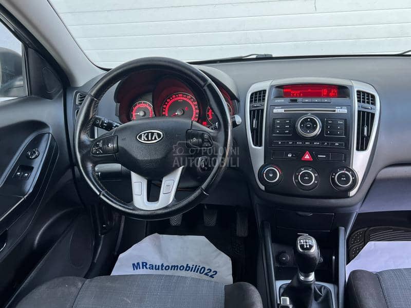 Kia cee`d 1.4b CVVT LX FRESH