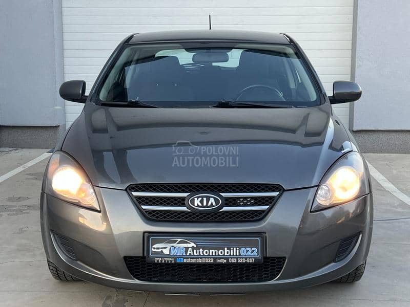 Kia cee`d 1.4b CVVT LX FRESH