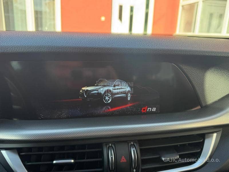 Alfa Romeo Stelvio 2.2d VELOCE Q4