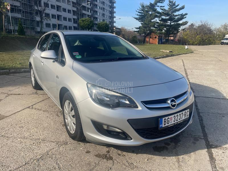 Opel Astra J 1.7cdti