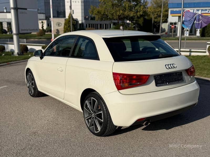 Audi A1 