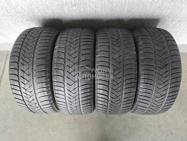 Pirelli 235/45 R18 Zimska