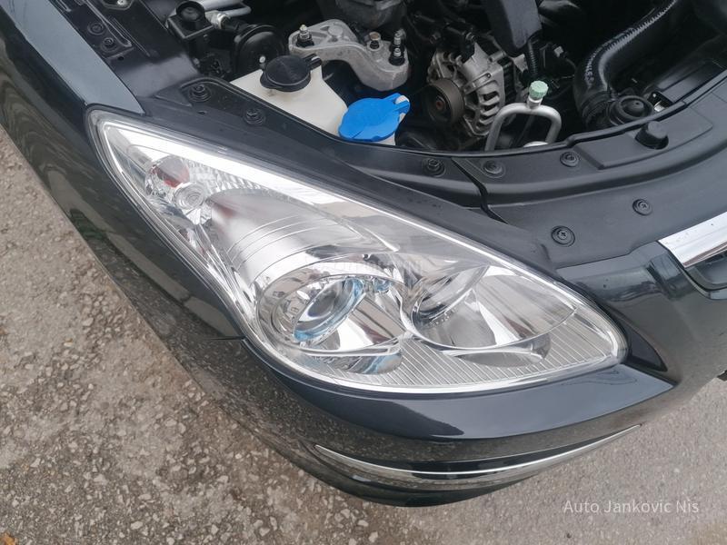 Hyundai i30 1.6i ILIKE LINE CH