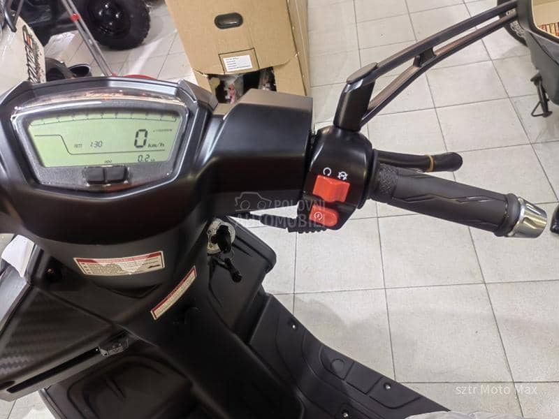 K-MOTO X1 Longija 49cc NOVO