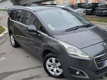 Peugeot 5008 1.6 HDI STYLE
