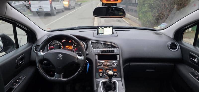 Peugeot 5008 1.6 HDI STYLE