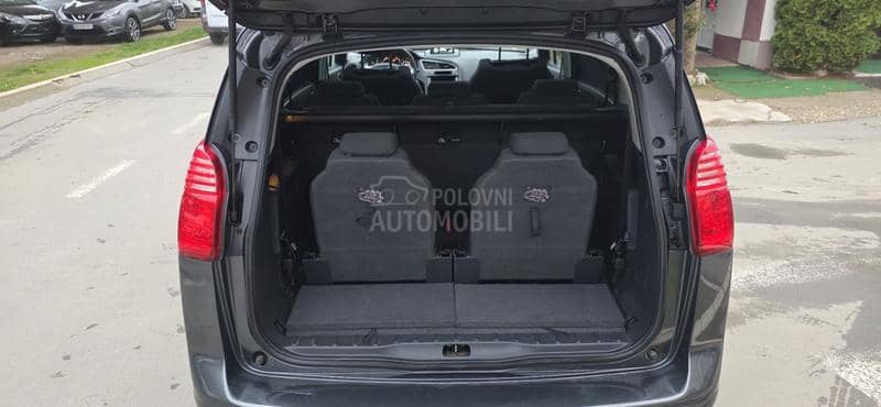 Peugeot 5008 1.6 HDI STYLE