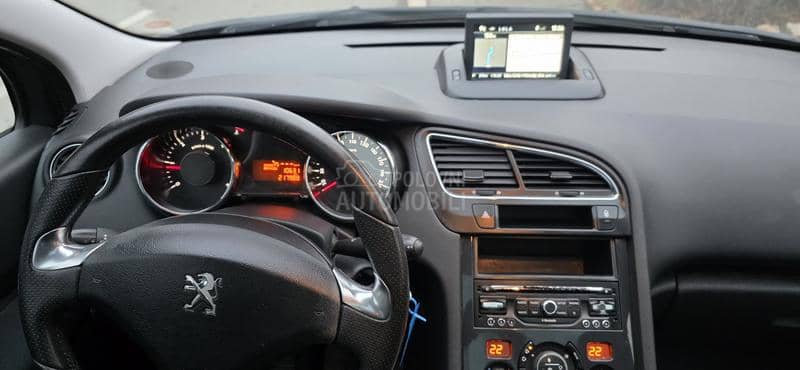 Peugeot 5008 1.6 HDI STYLE