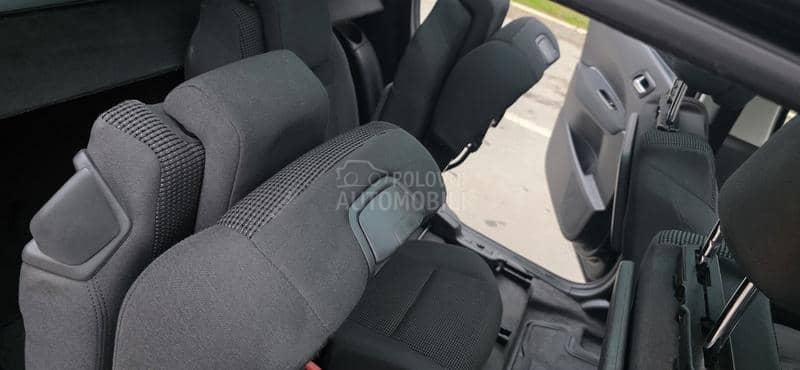 Peugeot 5008 1.6 HDI STYLE