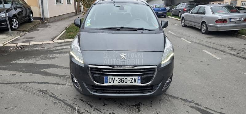 Peugeot 5008 1.6 HDI STYLE