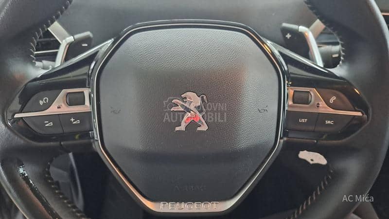 Peugeot 3008 1.5 BLU NAV LED AUT