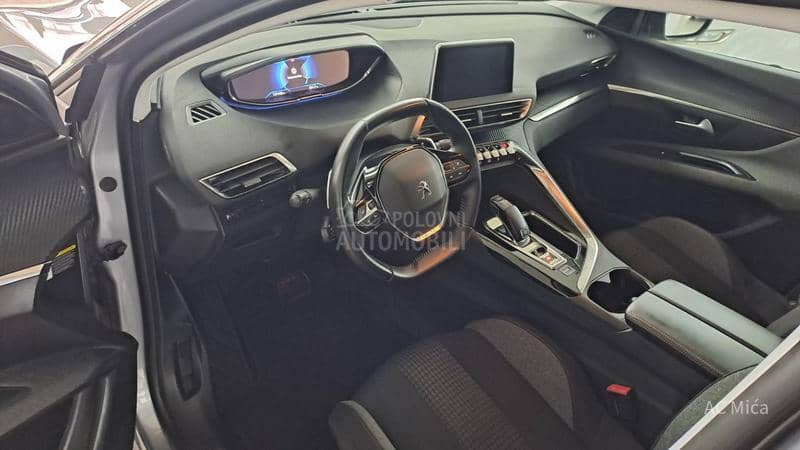 Peugeot 3008 1.5 BLU NAV LED AUT