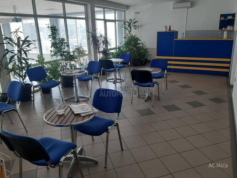 Peugeot 3008 1.5 BLU NAV LED AUT