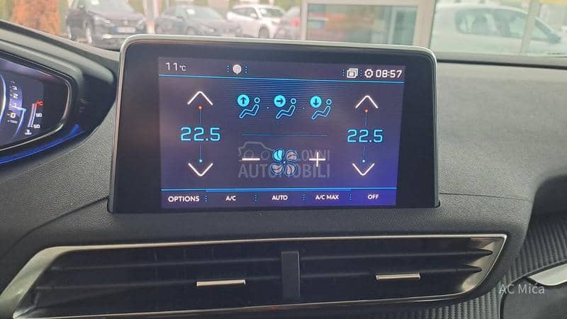 Peugeot 3008 1.5 BLU NAV LED AUT