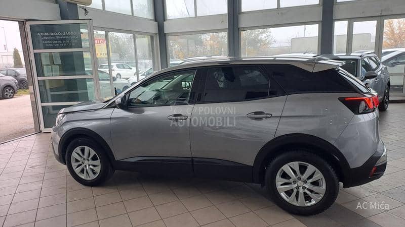 Peugeot 3008 1.5 BLU NAV LED AUT