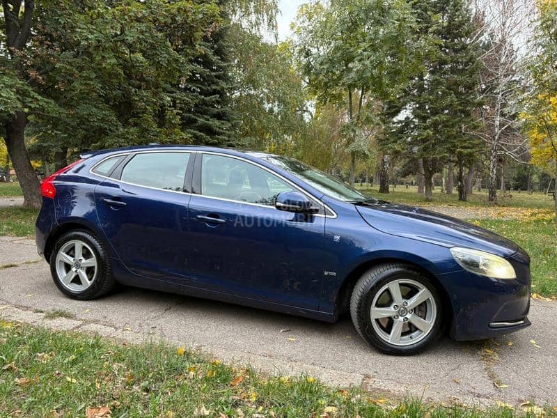 Volvo V40 2.0d4 oceanrace pano