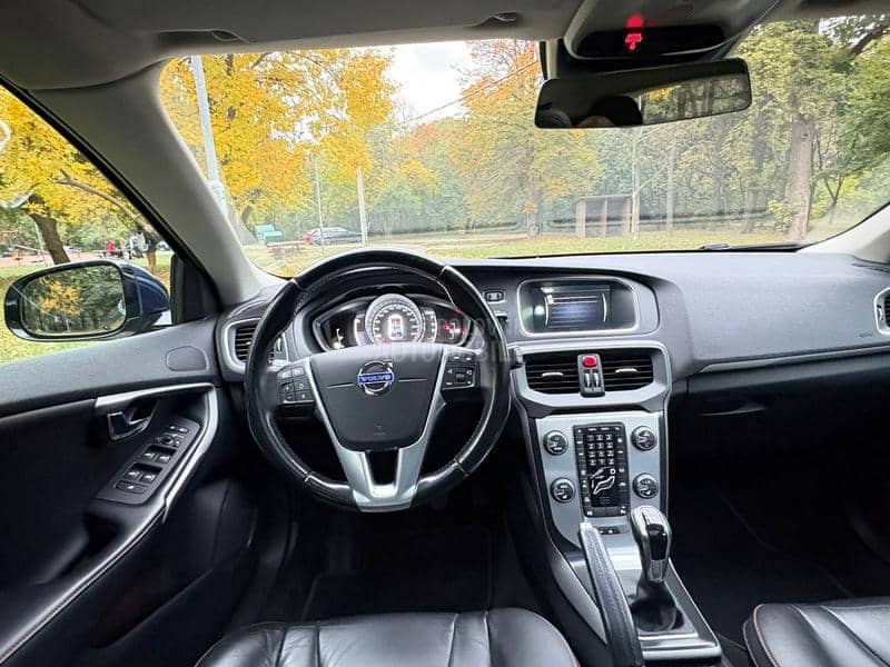 Volvo V40 2.0d4 oceanrace pano