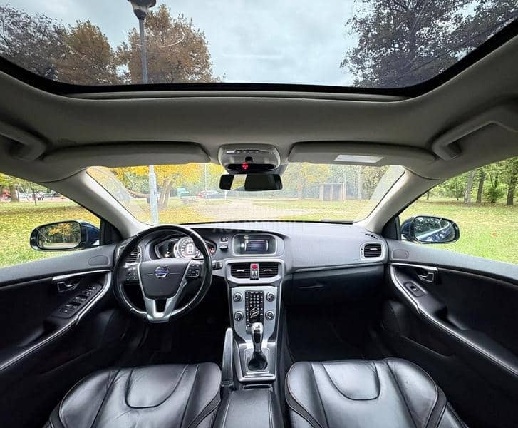 Volvo V40 2.0d4 oceanrace pano