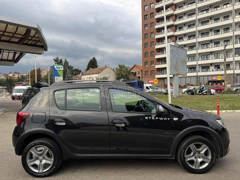 Dacia Sandero STEP WAY