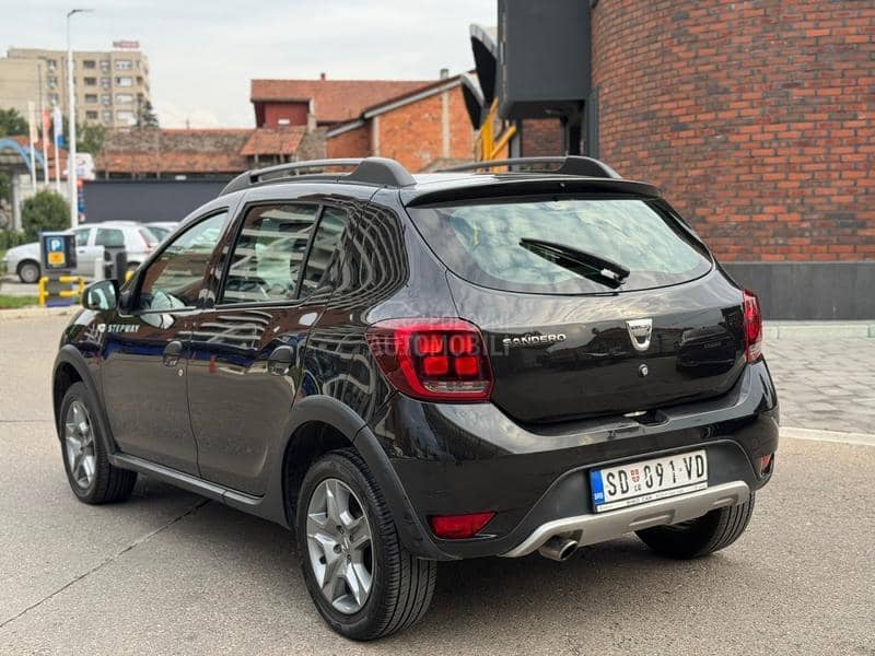 Dacia Sandero STEP WAY