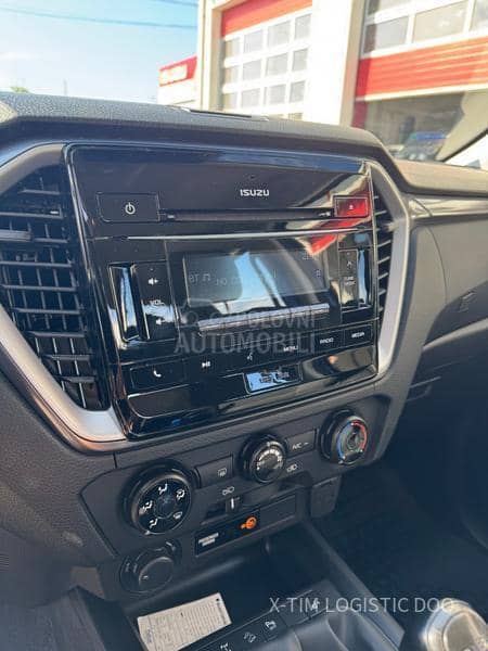 Isuzu D-Max SAMURAI M/t