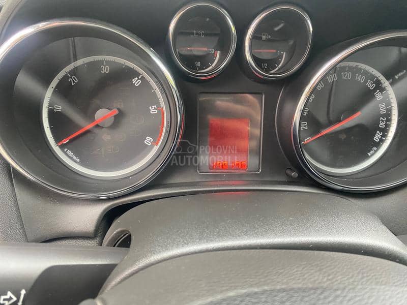 Opel Astra J 1.7cdti,res tajling