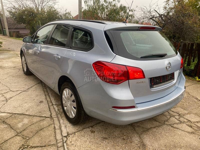 Opel Astra J 1.7cdti,res tajling