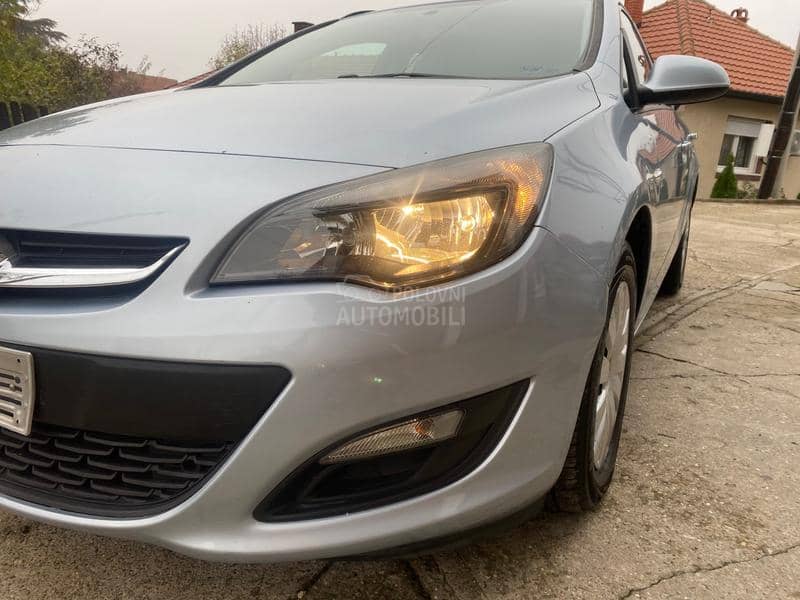 Opel Astra J 1.7cdti,res tajling