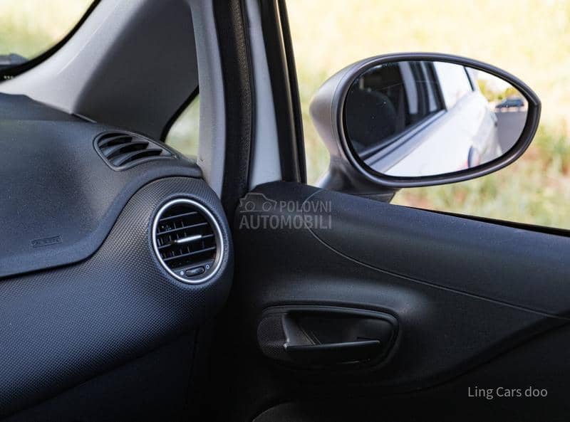 Fiat Grande Punto 1.4 TNG N1 4 sedišta