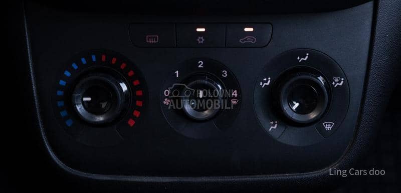 Fiat Grande Punto 1.4 TNG N1 4 sedišta